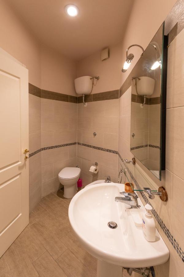 Vercelli Guest House Near San Giovanni Ρώμη Εξωτερικό φωτογραφία